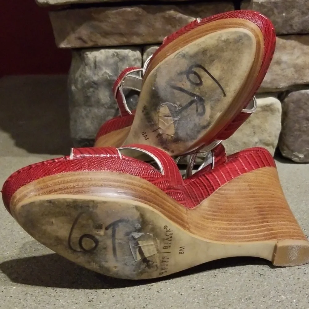 White House Black Market Red Wedge Sandals Size 8